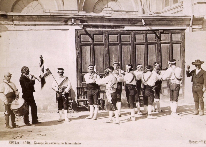 IMAGEN Y CULTURA POPULAR.   TIPOS ABULENSES Y FOTOGAFÍA ETNOLÓGICA